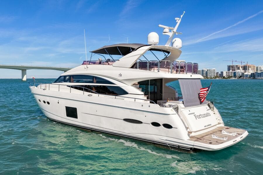 2014 Princess Y72
