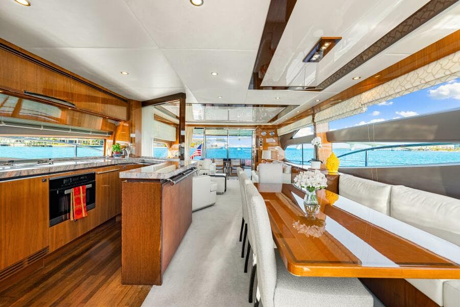 2014 Princess Y72