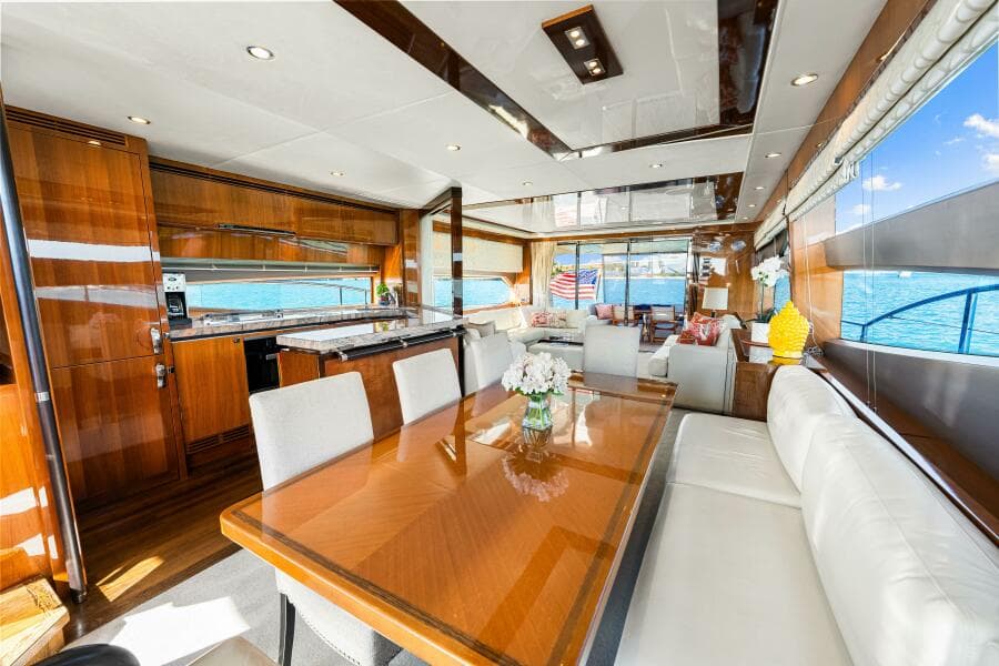 2014 Princess Y72