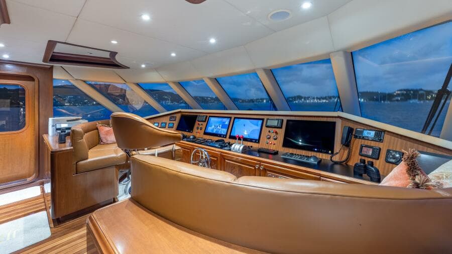 2001 Trinity Yachts Tri-Deck MY