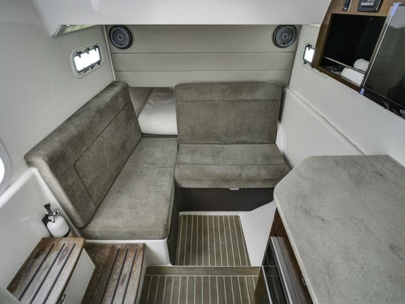 2015 Everglades 435 Center Console