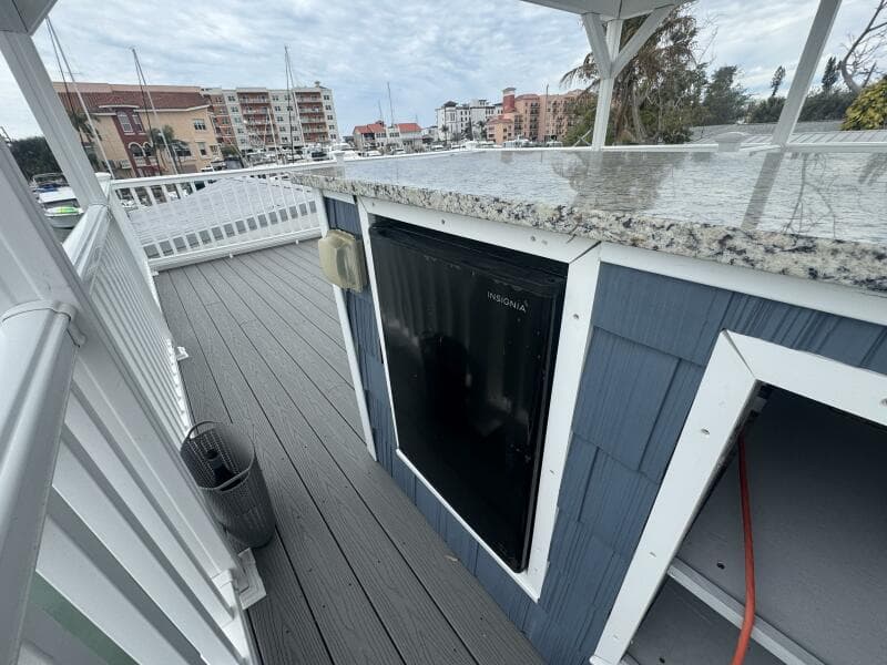 2019 Harbor Home Cozy Cottage 52' x 16' Tiny Boat