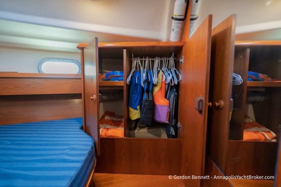 2002 Jeanneau Sun Odyssey 37