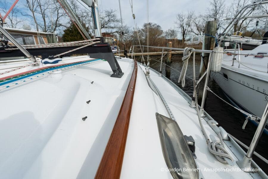 2002 Jeanneau Sun Odyssey 37