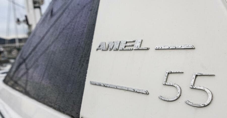 2018 Amel 55