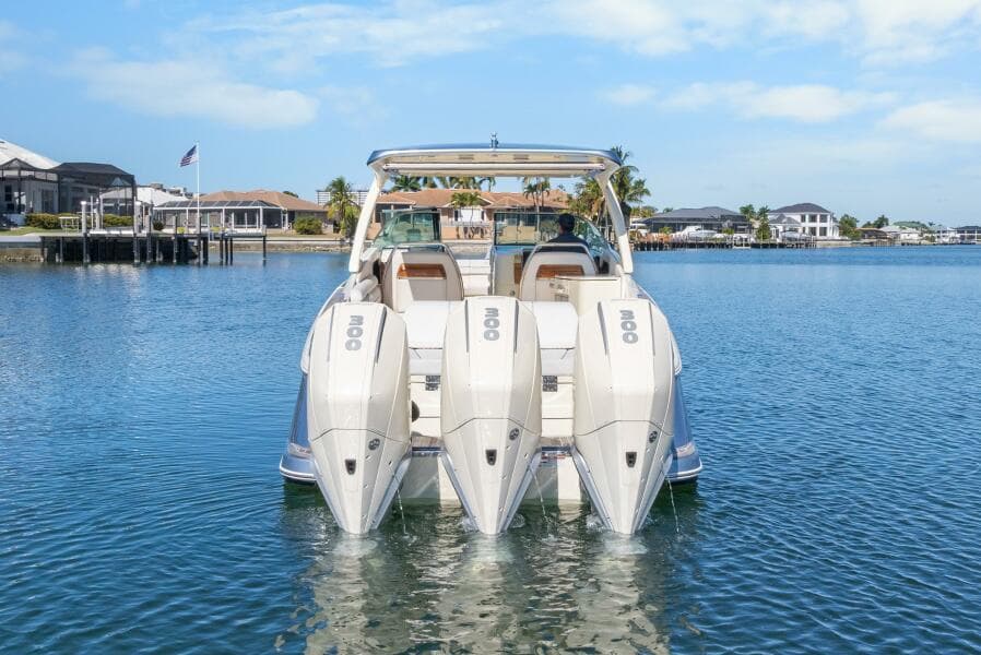 2021 Chris-Craft Launch 35 GT OB