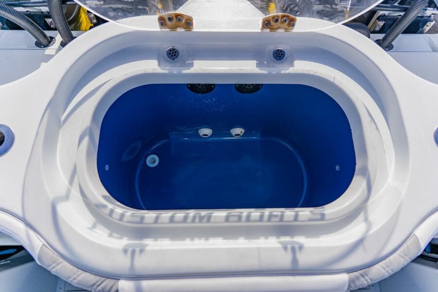 2024 Costa Custom 34 SV