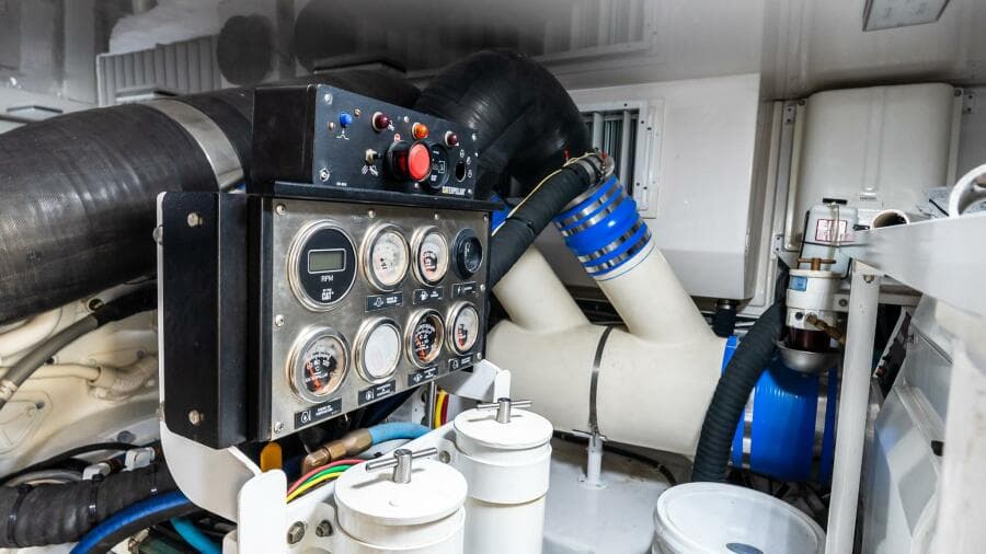 2007 Viking 64 Convertible