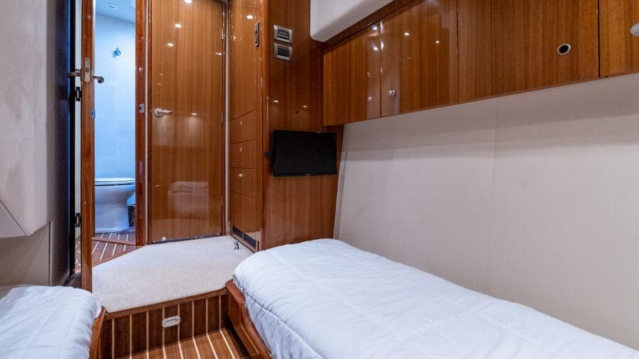 2007 Viking 64 Convertible