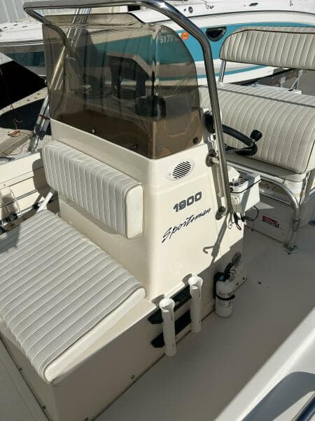 2001 Key West 1900 Sportsman