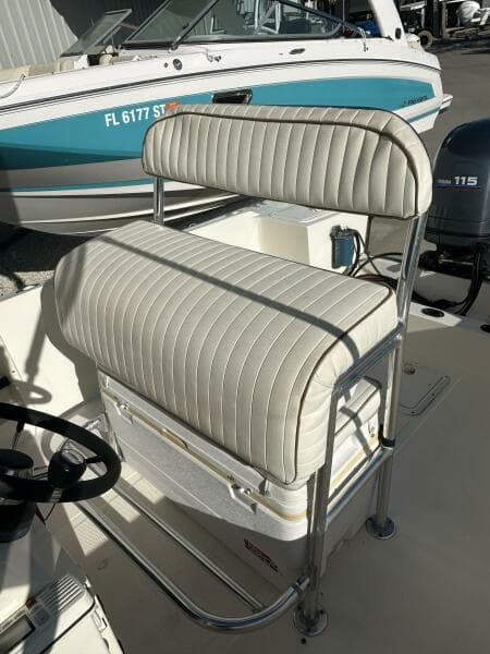 2001 Key West 1900 Sportsman