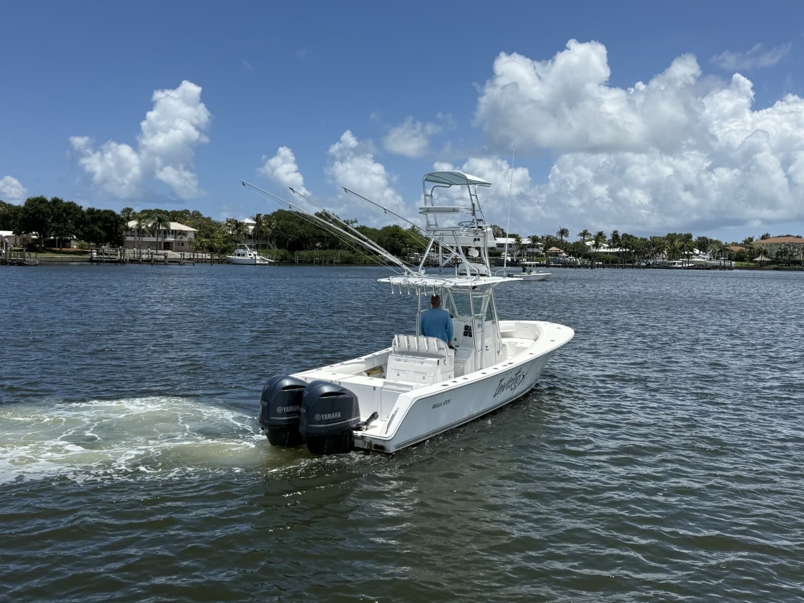 2006 Regulator 32 Center Console - Photo 3