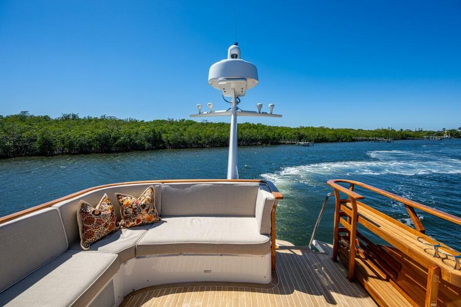 2021 Hinckley Talaria 55 Flybridge MKII