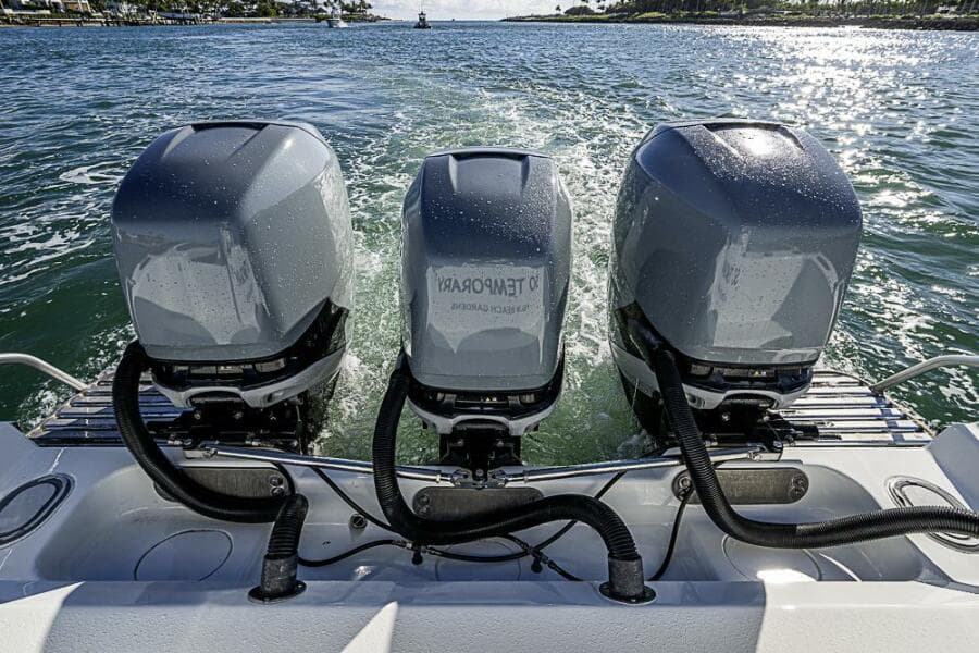 2010 Yellowfin 42 Offshore