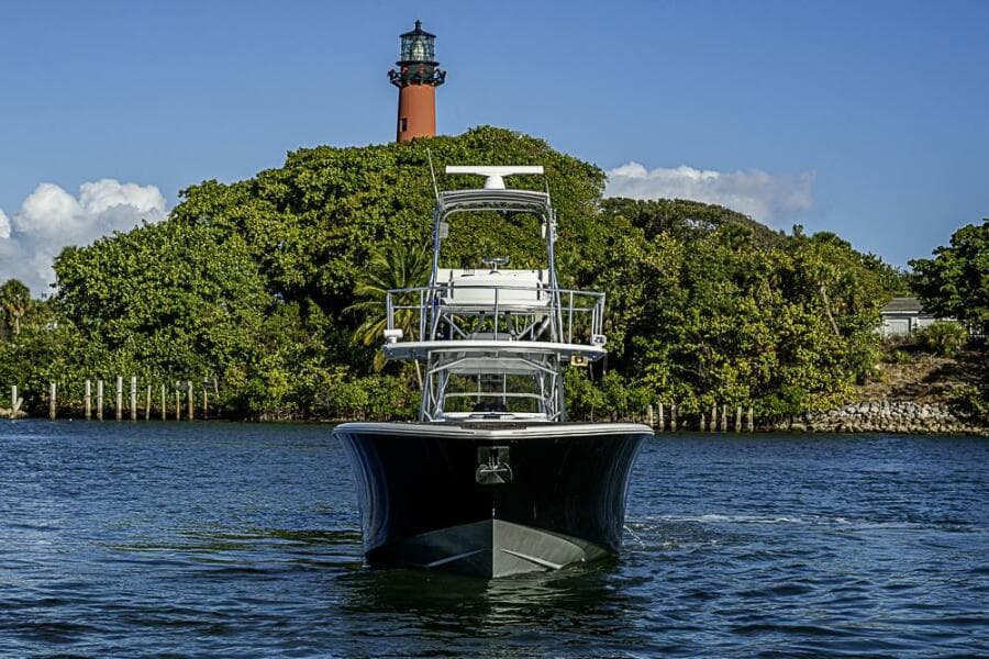 2010 Yellowfin 42 Offshore