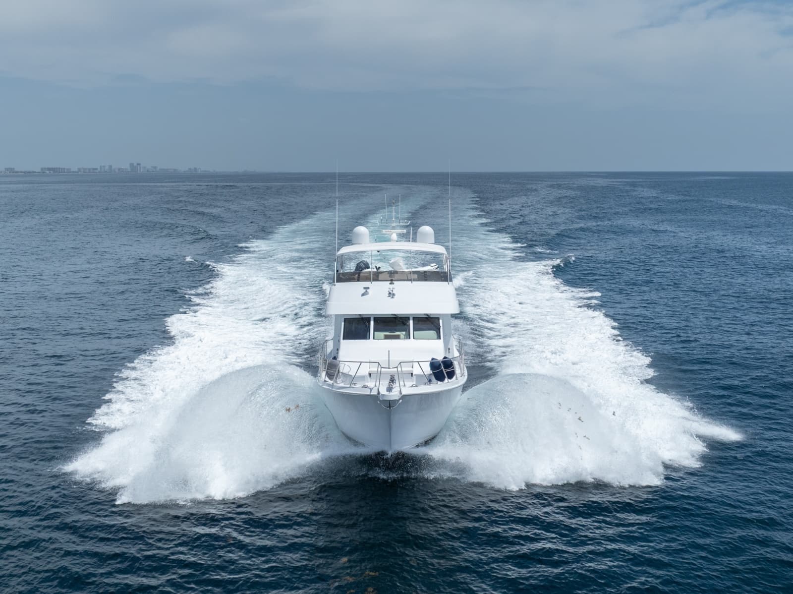 2000 Hatteras 75 Sport Deck - Photo 15
