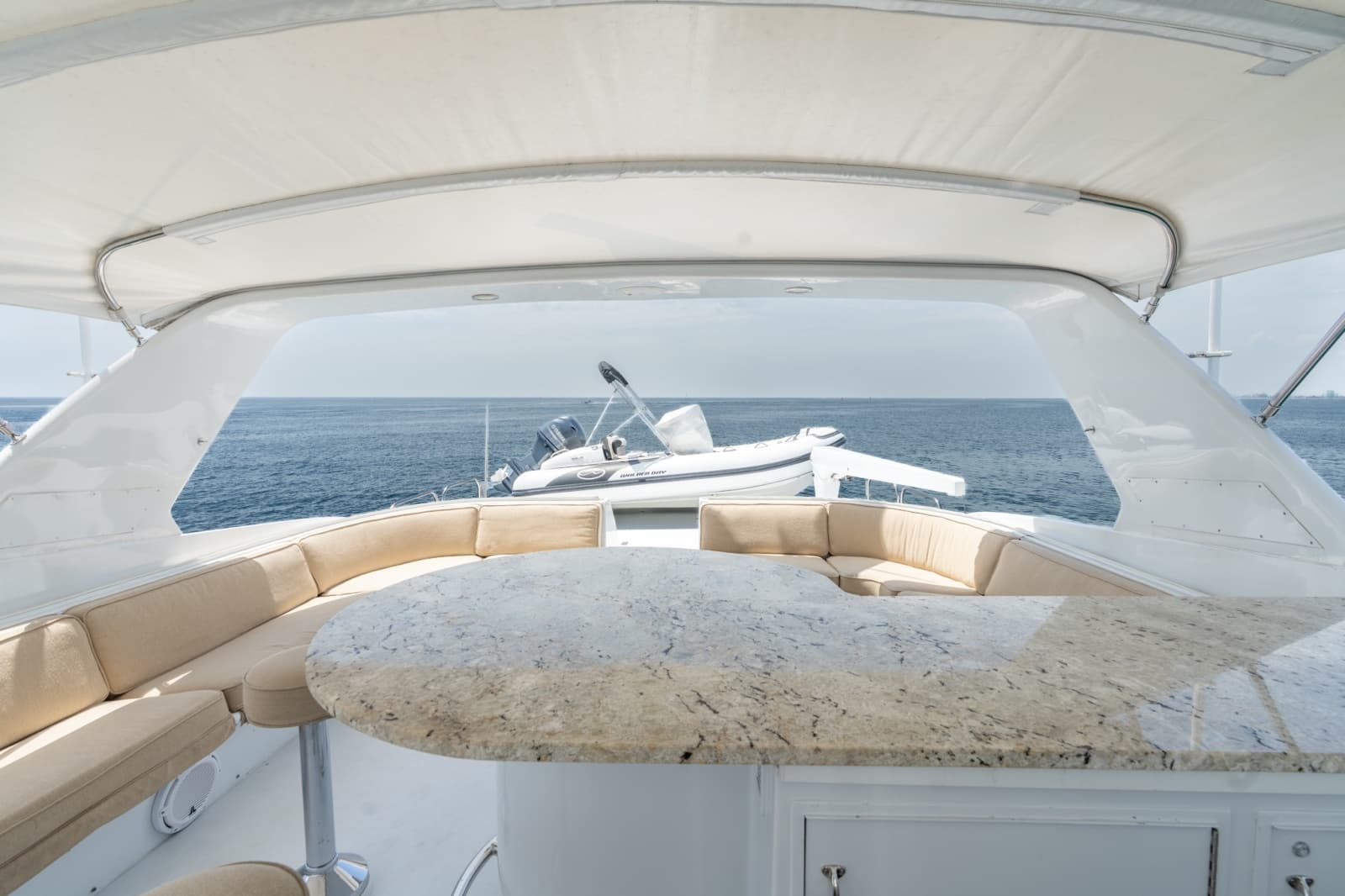 2000 Hatteras 75 Sport Deck - Photo 28