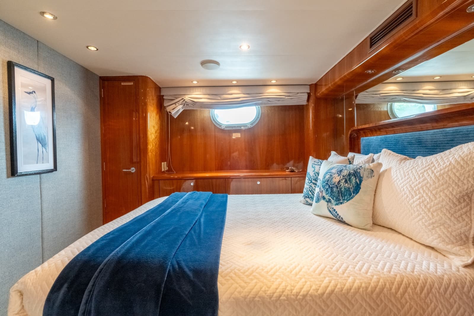 2000 Hatteras 75 Sport Deck - Photo 56