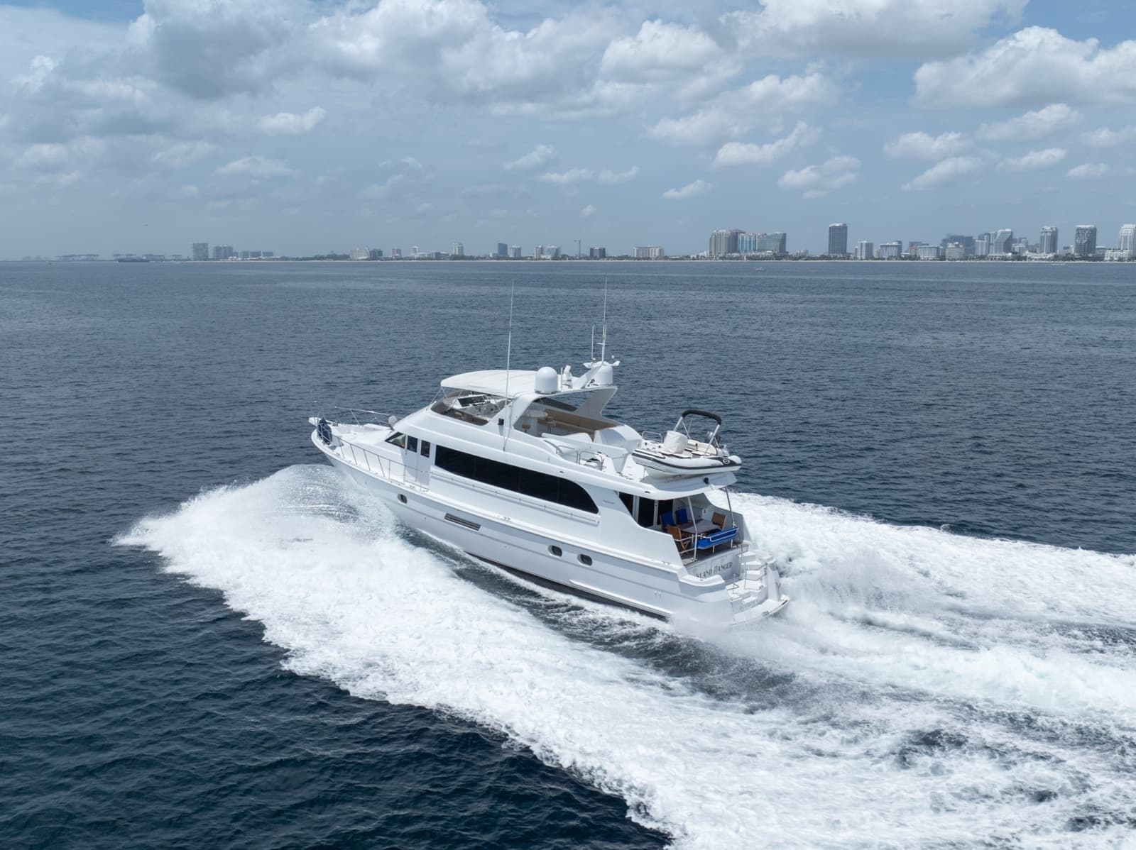 2000 Hatteras 75 Sport Deck - Photo 13