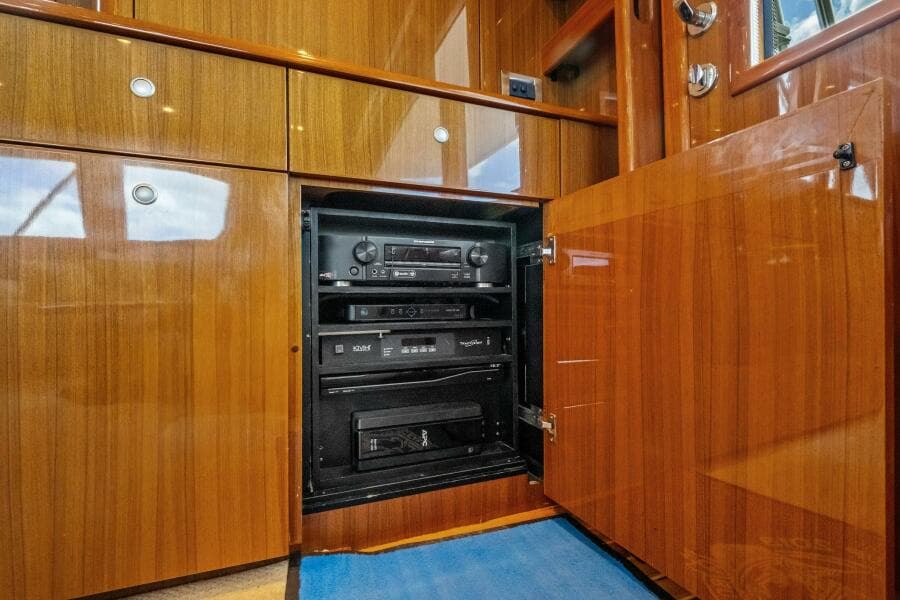 2008 Viking 64 Convertible