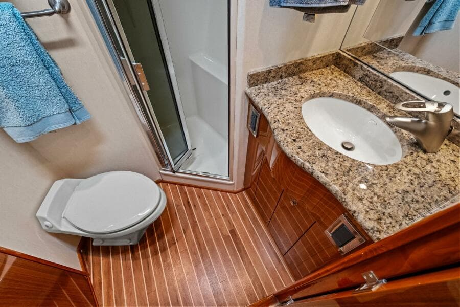 2008 Viking 64 Convertible