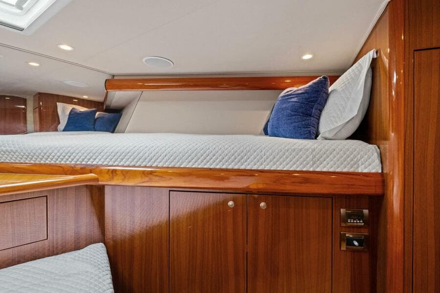 2008 Viking 64 Convertible