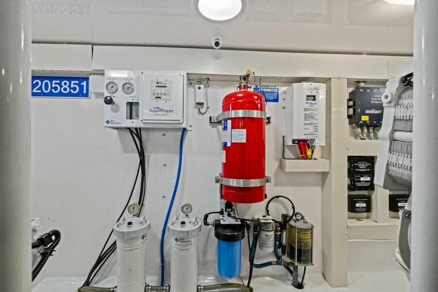 2008 Viking 64 Convertible