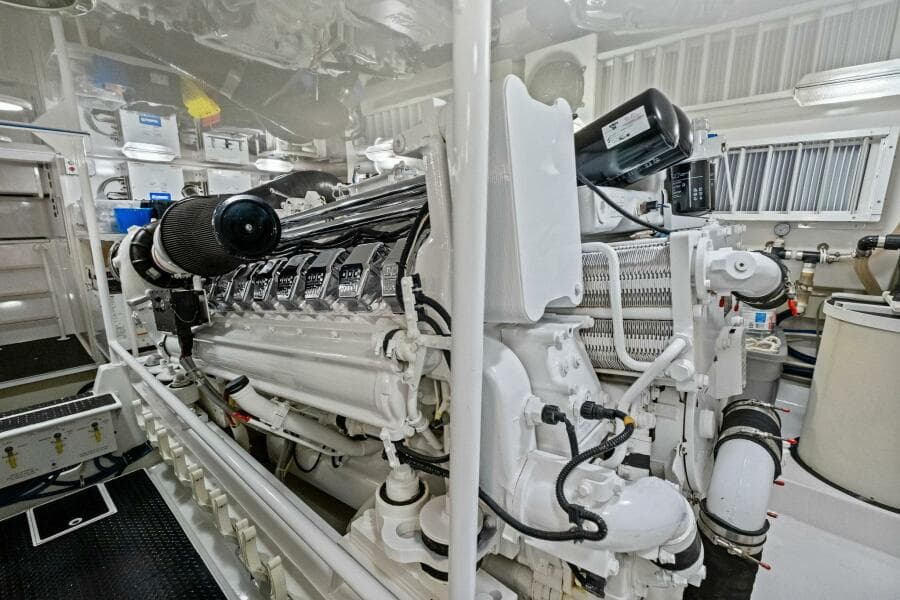 2008 Viking 64 Convertible