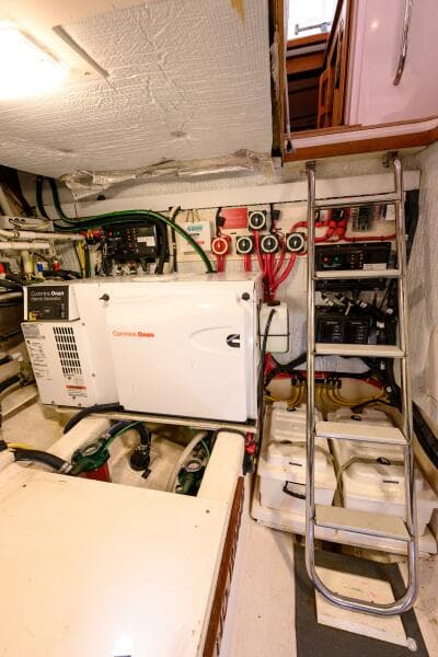 2009 Sabre 42 Hard Top Express