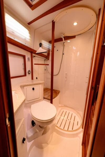 2009 Sabre 42 Hard Top Express