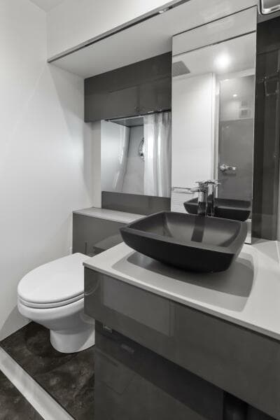 2022 Cranchi M 44 HT