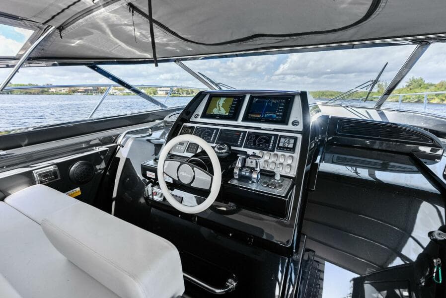 2015 Riva 63 Virtus