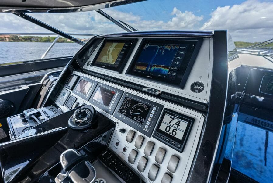 2015 Riva 63 Virtus