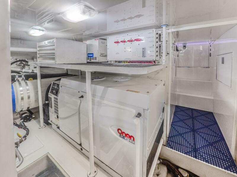 2003 Viking 65 Enclosed Bridge