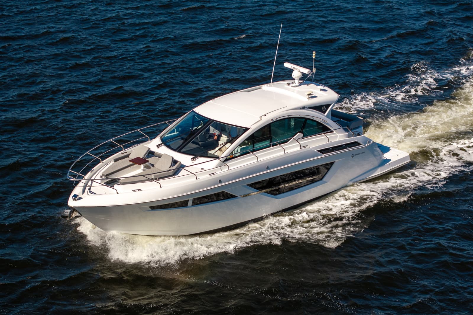 2020 Cruisers Yachts 50 CANTIUS - Photo 29