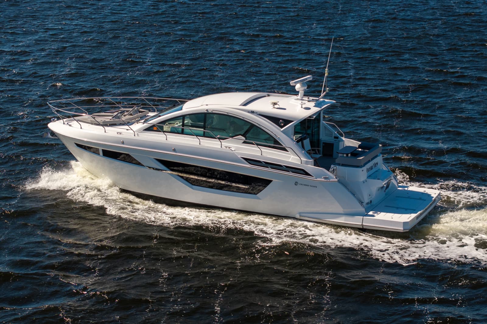 2020 Cruisers Yachts 50 CANTIUS - Photo 30