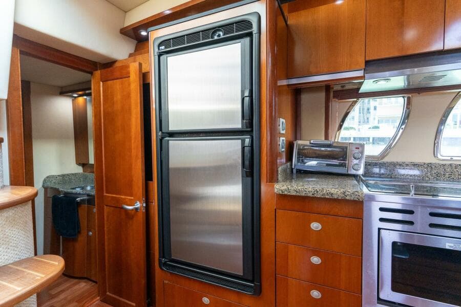 2005 Sea Ray 48 Sundancer