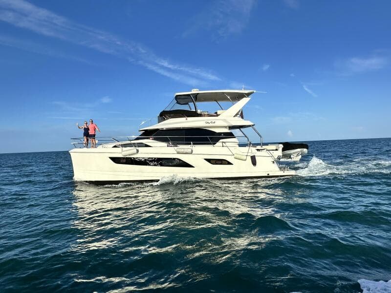 2018 Aquila 44 Yacht