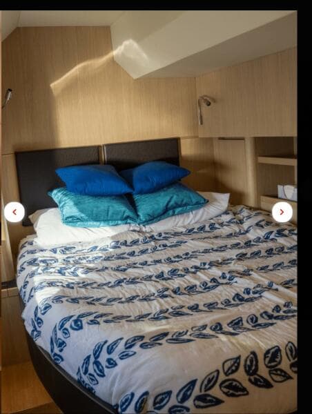 2018 Aquila 44 Yacht