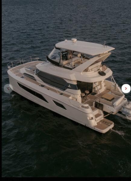 2018 Aquila 44 Yacht