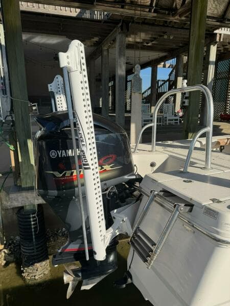 2016 Robalo 226 Cayman