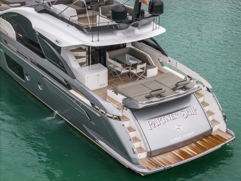 2020 Azimut S8