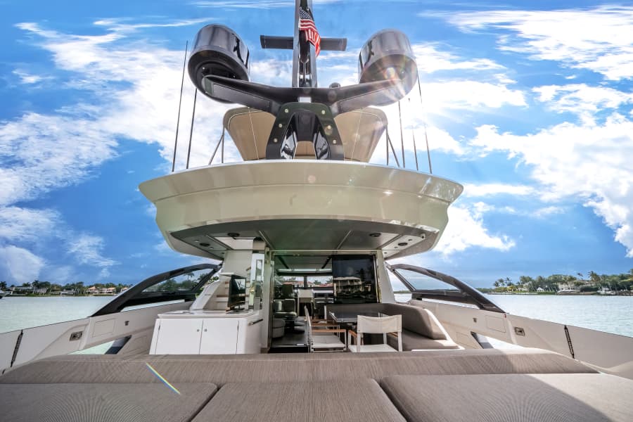 2020 Azimut S8