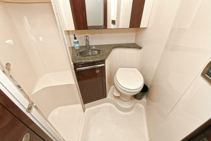 2008 Sea Ray 44 Sedan Bridge