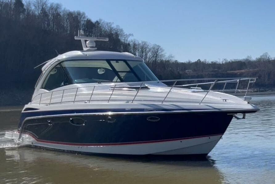 2008 Formula 45 Yacht
