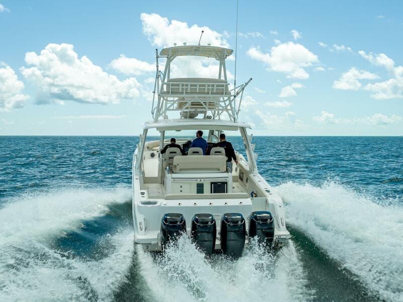 2016 Boston Whaler 