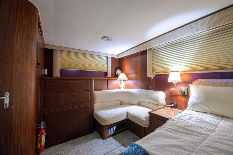 Hatteras 63 - Phantom - Master Stateroom