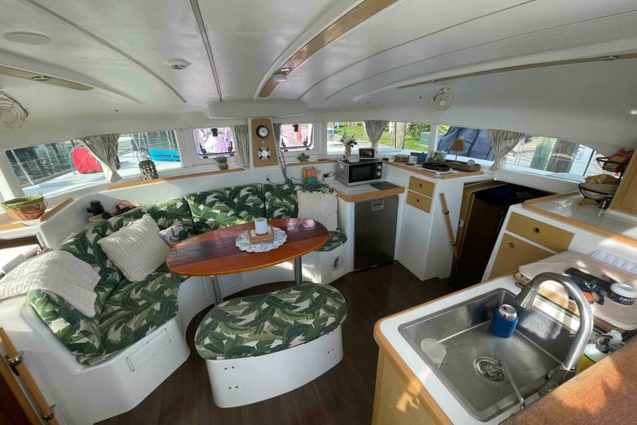 2012 Lagoon 380 S2