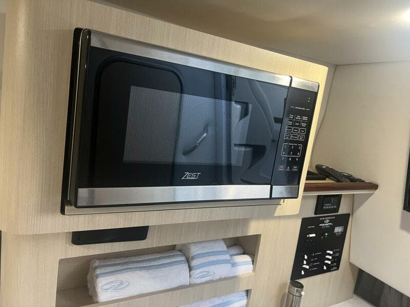 2024 Regal 26 Express