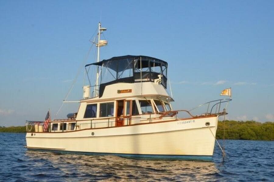 1981 Grand Banks  - Photo 13